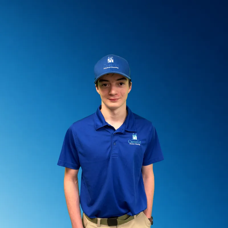 Elijah Johnson – Salesman